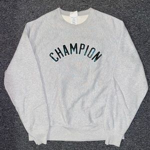 Champion x Urban Outfitters Exclusive Plaid Fill Logo